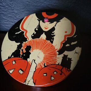 T. Cohn 1930s Round Ratchet Art Deco Witch 4" Halloween Noisemaker Tin Litho